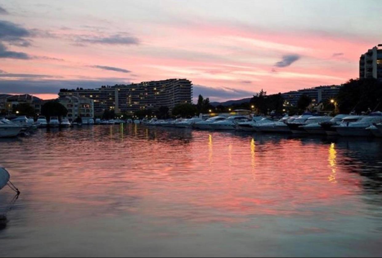 Luxury 3 Piece Garden Apartment In Cannes Marina Mandelieu Εξωτερικό φωτογραφία